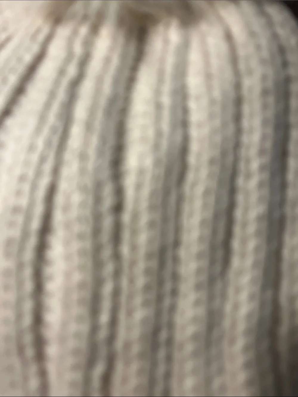 Cream Faux Fur Pom Knit Beanie NWOT
